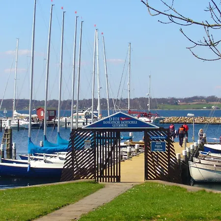 Apartment Sonne Und Gluecksburg